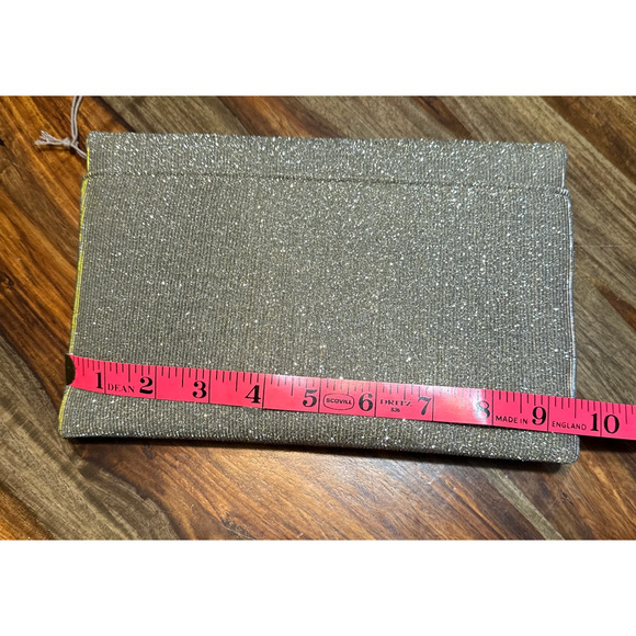 Envelope Purse Sparkling Metallic Cloth Color Reflecting 9.5 by 7 in. NWT - Picture 12 of 16